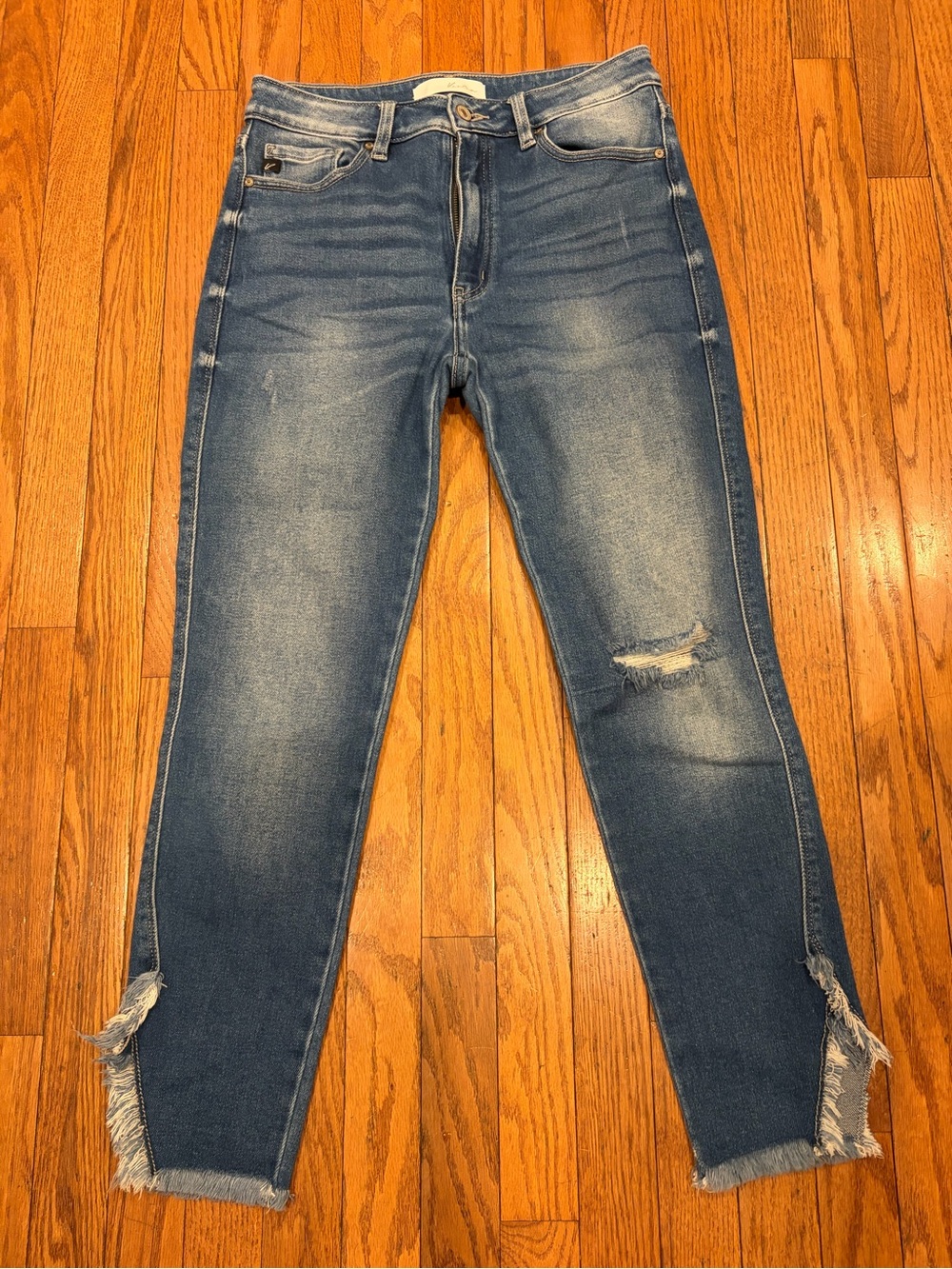 KanCan Medium Blue Distressed Ankle Jeans 9 / 28